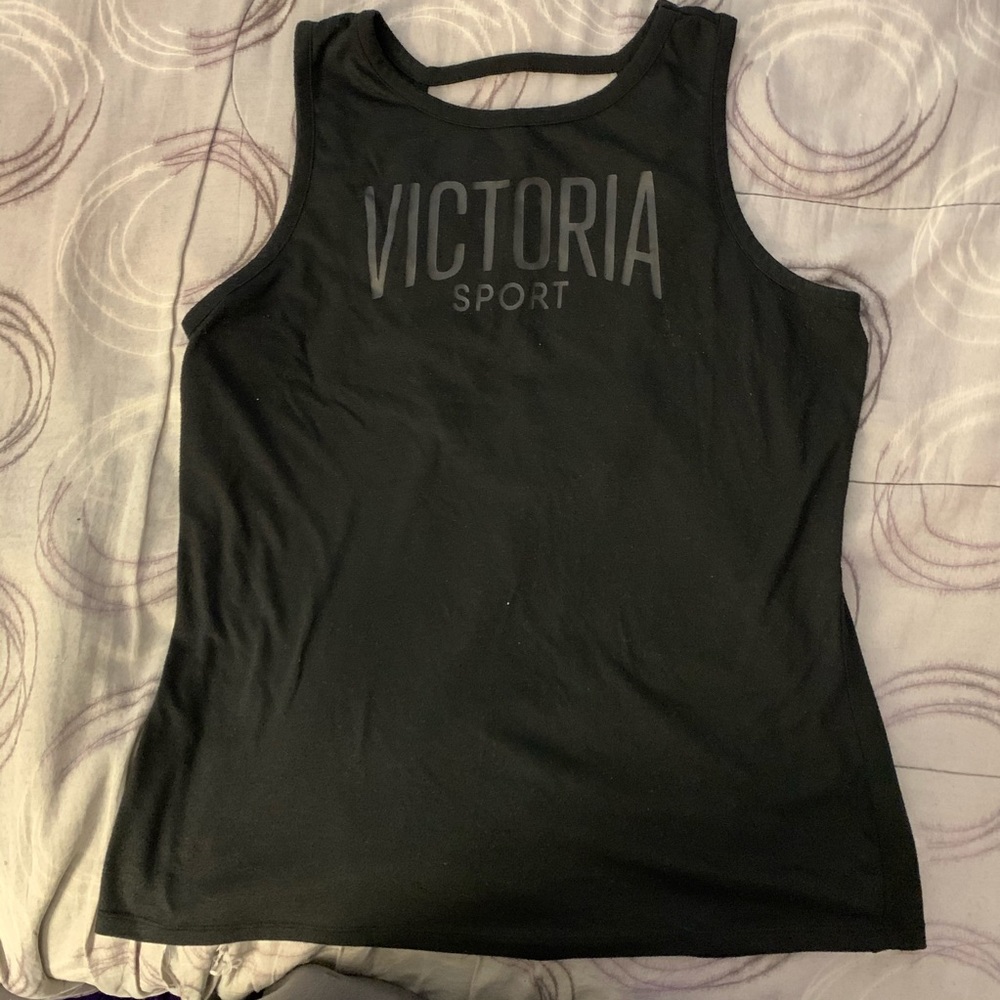 Victoria’s Secret active top